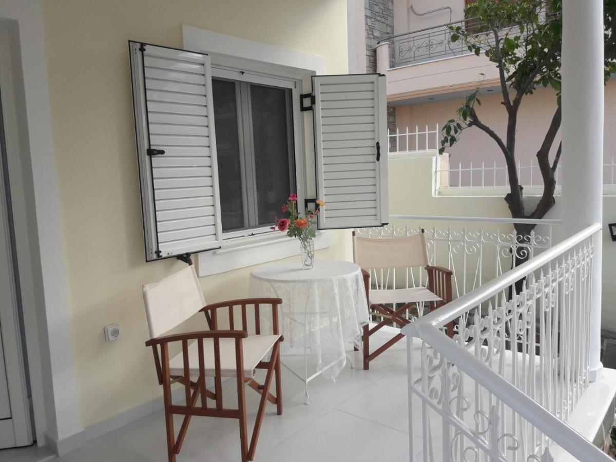 Nn & Near Athens Airport Villa